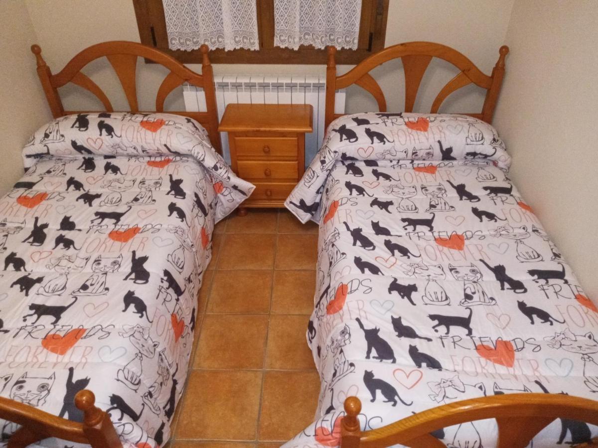 Vivienda Turistica San Martin Apartment Sotes Bagian luar foto